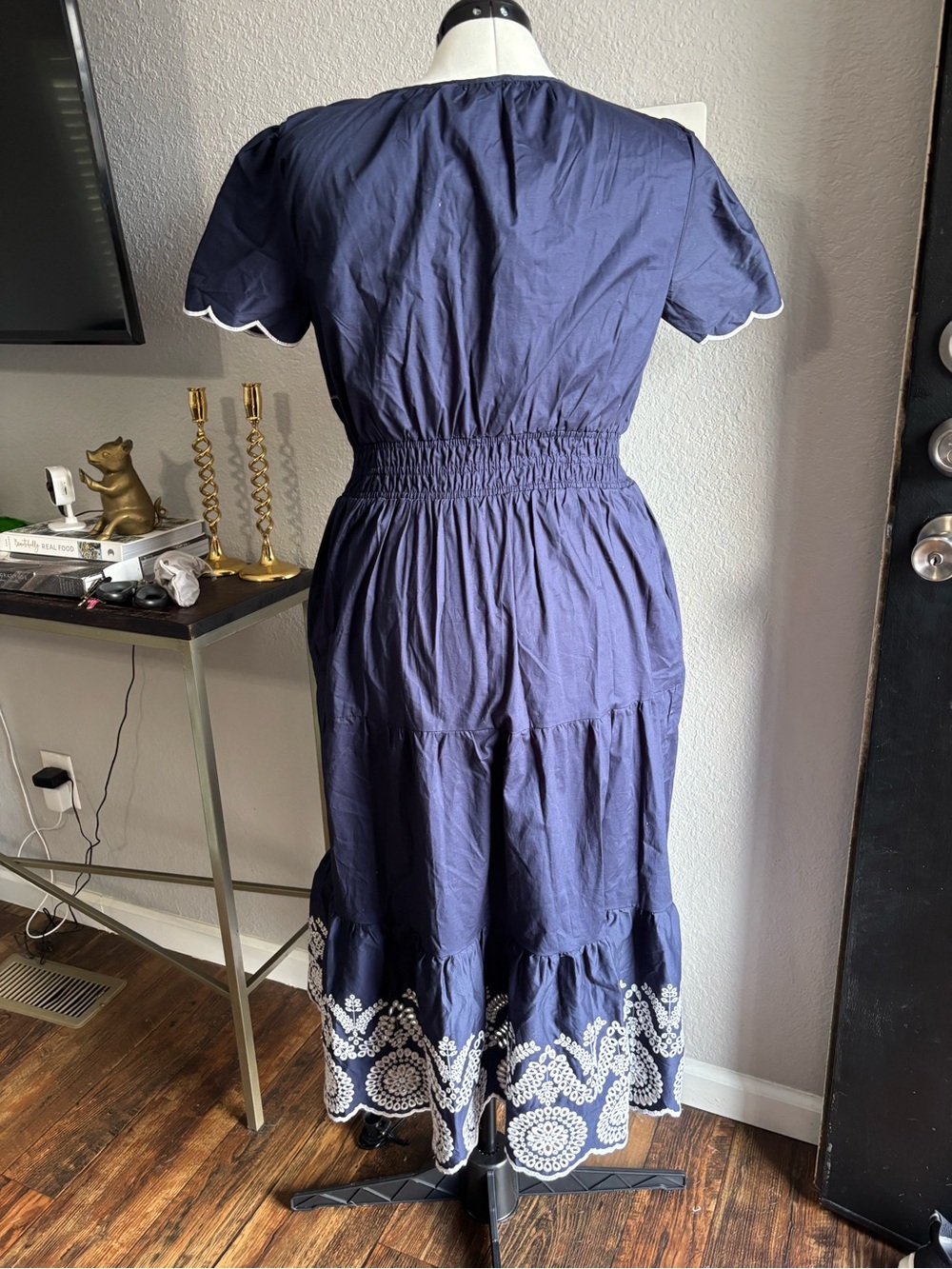 Cynthia Rowley Navy Scalloped-Trim Tiered Maxi Dress - Picture 6 of 7